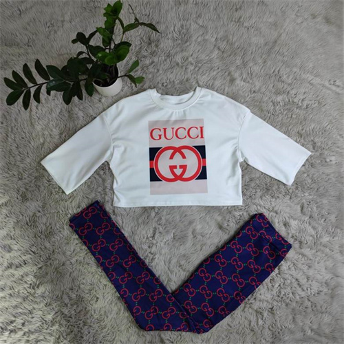 Gucci Suits-W-0131