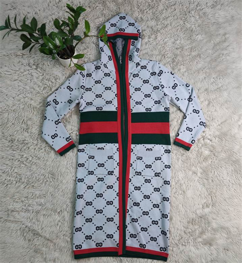 Gucci Suits-W-0145