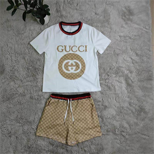 Gucci Suits-W-042