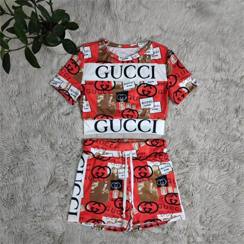 Gucci Suits-W-047