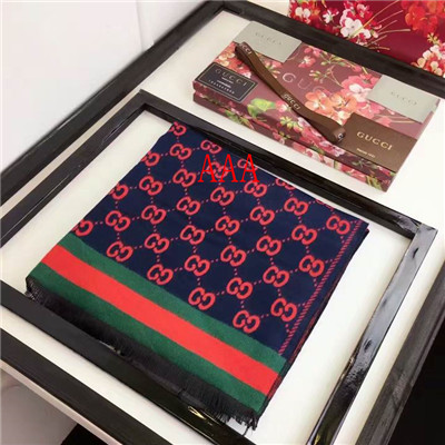 Gucci-Shawl-062