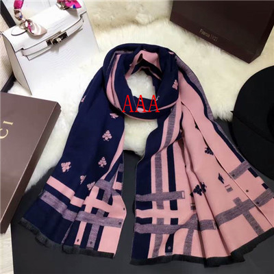 Gucci-Shawl-085