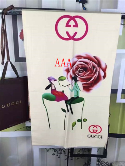 Gucci-Shawl-121