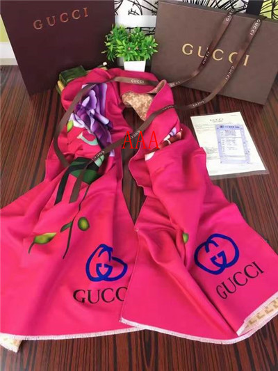 Gucci-Shawl-123