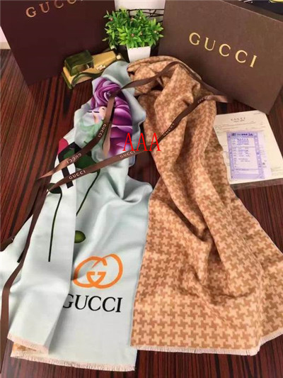 Gucci-Shawl-131