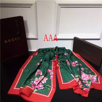 Gucci-Shawl-182