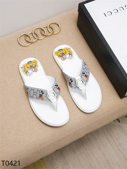 Gucci Sandal(2)-M-228