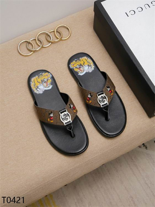 Gucci Sandal(2)-M-229