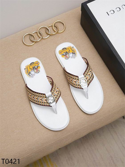 Gucci Sandal(2)-M-231