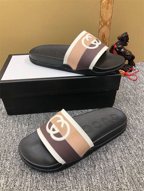 Gucci Sandal(2)-M-378