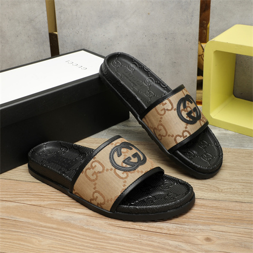 Gucci Sandal-M-640