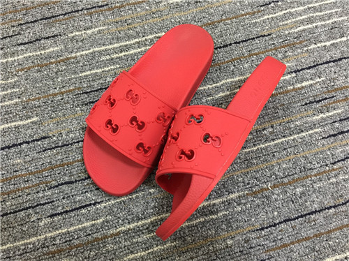 Gucci Sandal-W-111