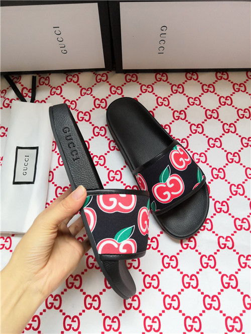 Gucci Sandal(2)-M-123