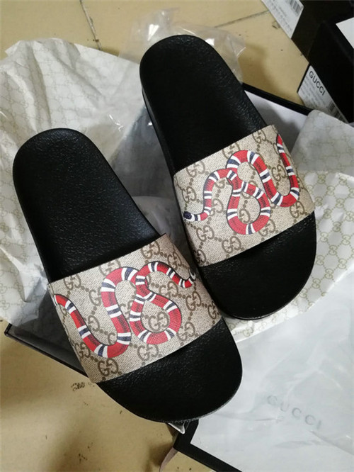 Gucci Sandal(2)-M-156