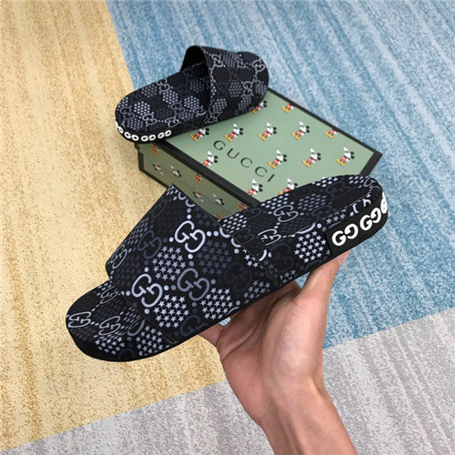 Gucci Sandal(2)-M-200