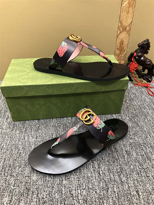 Gucci Sandal-W-226