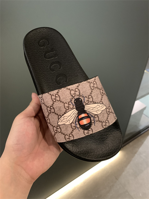 Gucci Sandal-W-237