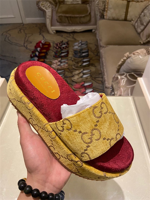 Gucci Sandal(2)-M-407