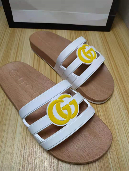 Gucci Sandal(2)-M-515