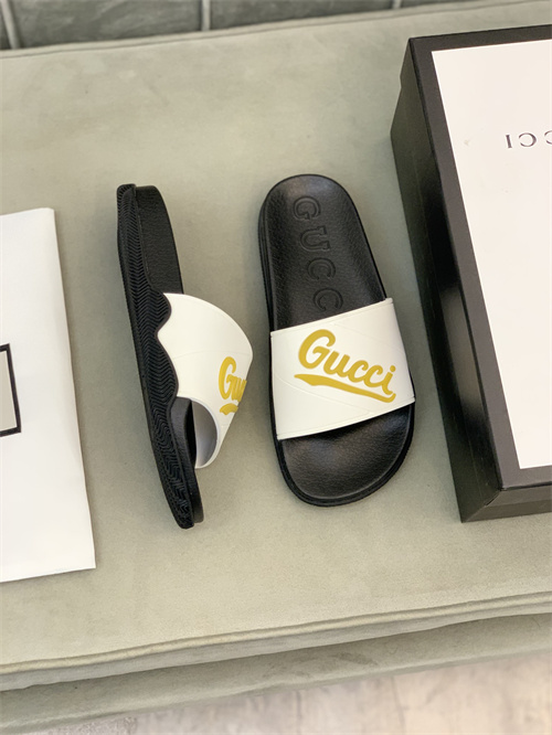 Gucci Sandal-W-439