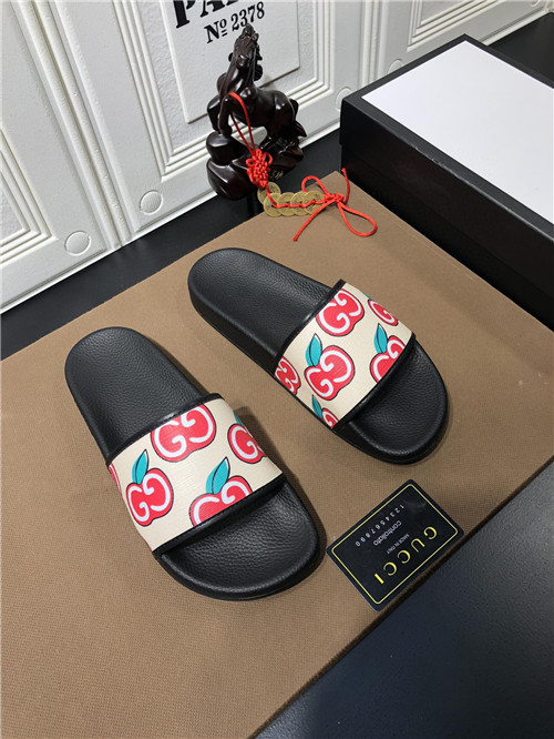 Gucci Sandal(2)-M-049