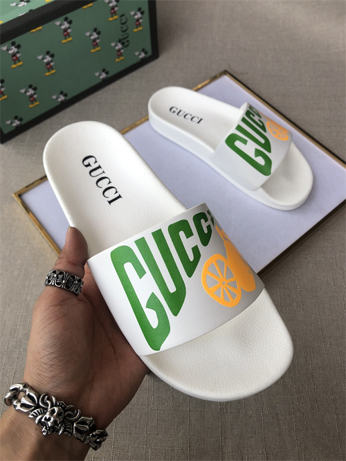 Gucci Sandal(2)-M-573