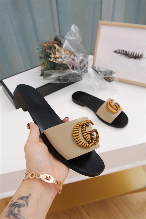 Gucci Sandal(2)-M-639
