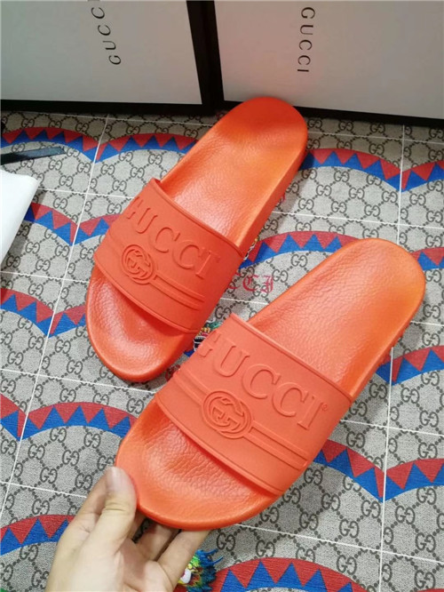 Gucci Sandal(2)-M-057