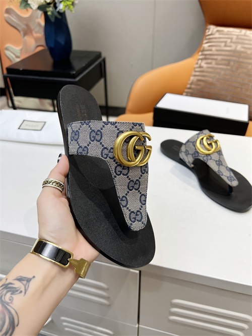 Gucci Sandal-W-549
