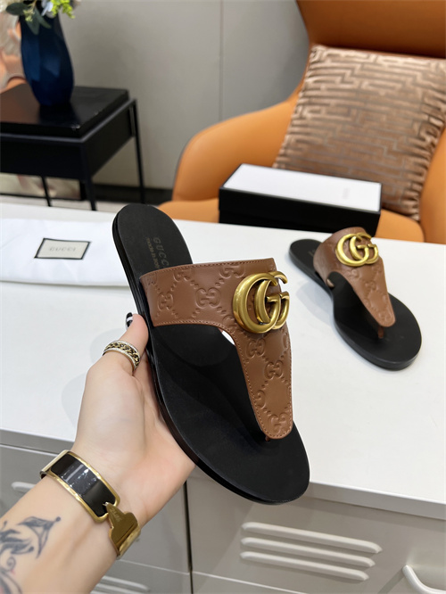 Gucci Sandal(2)-M-661