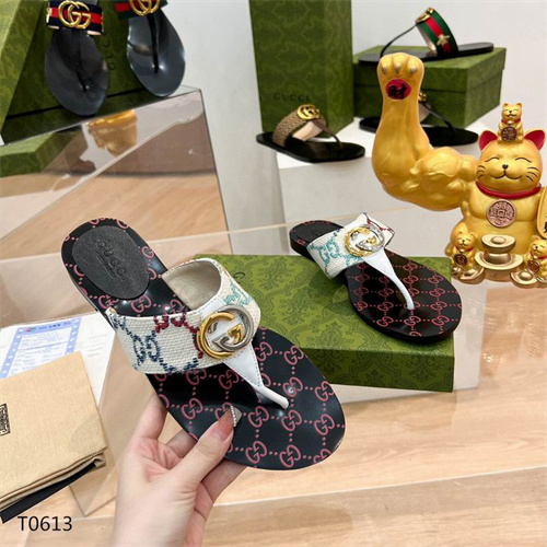 Gucci Sandal-W-639
