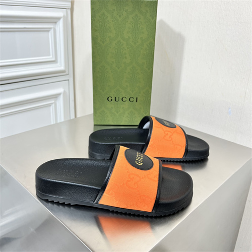 Gucci Sandal-W-714