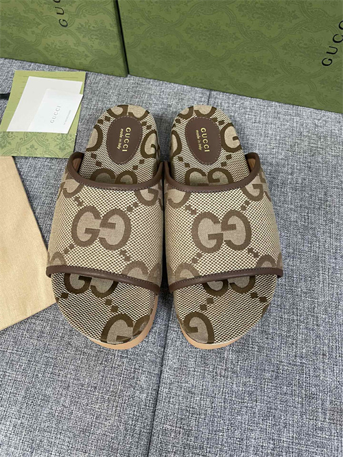 Gucci Sandal(2)-M-826