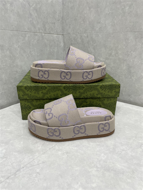 Gucci Sandal(2)-M-897