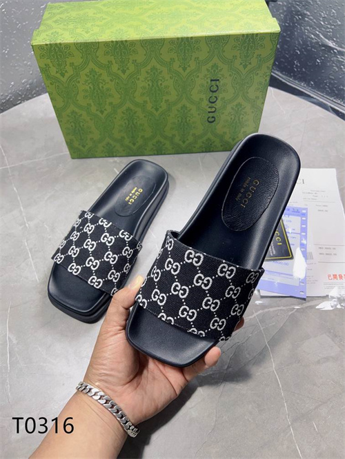 Gucci Sandal(2)-M-919