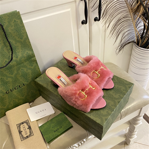 Gucci Sandal(AAA)-W-426