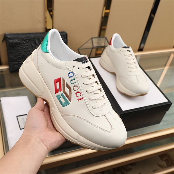Gucci Clunky Sneaker-115