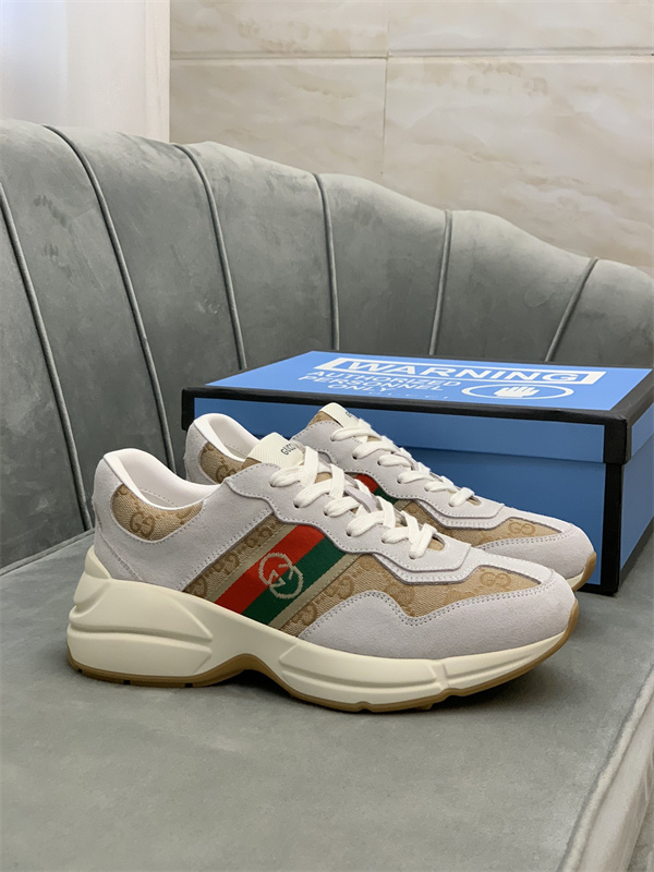 Gucci Clunky Sneaker-117