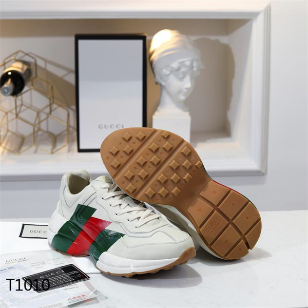 Gucci Clunky Sneaker-012