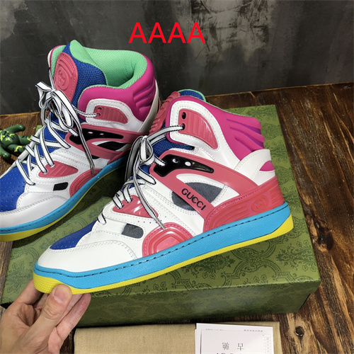 Gucci Clunky Sneaker-136