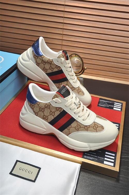 Gucci Clunky Sneaker-145
