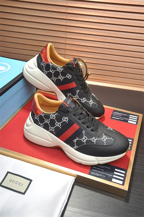 Gucci Clunky Sneaker-148
