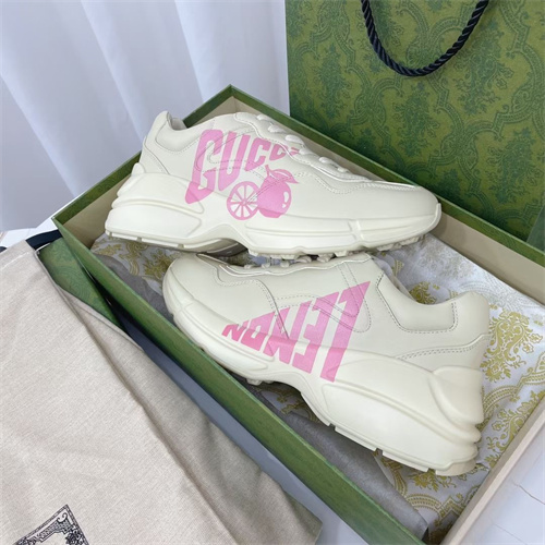 Gucci Clunky Sneaker-295