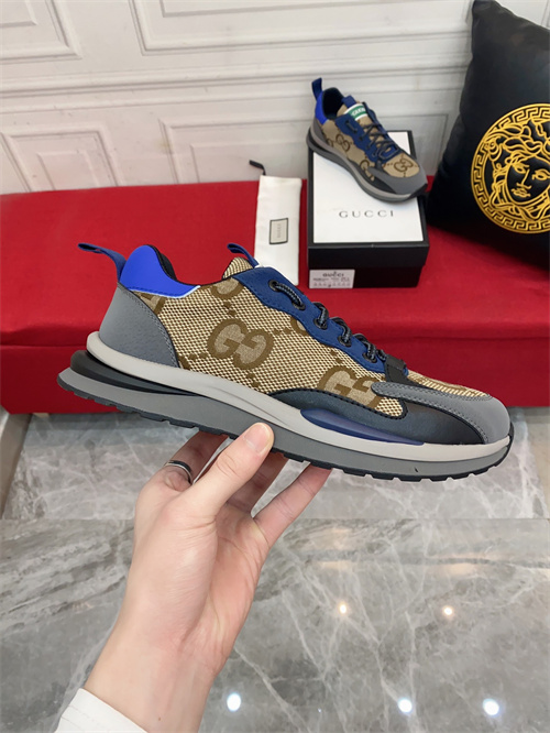 Gucci Clunky Sneaker-317