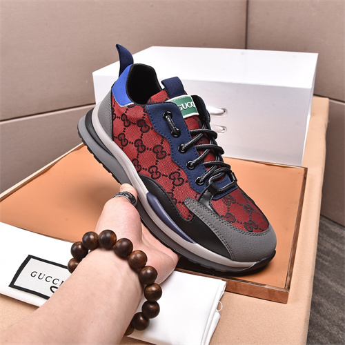 Gucci Clunky Sneaker-318