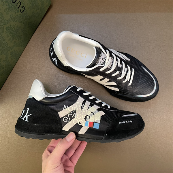 Gucci Clunky Sneaker-333