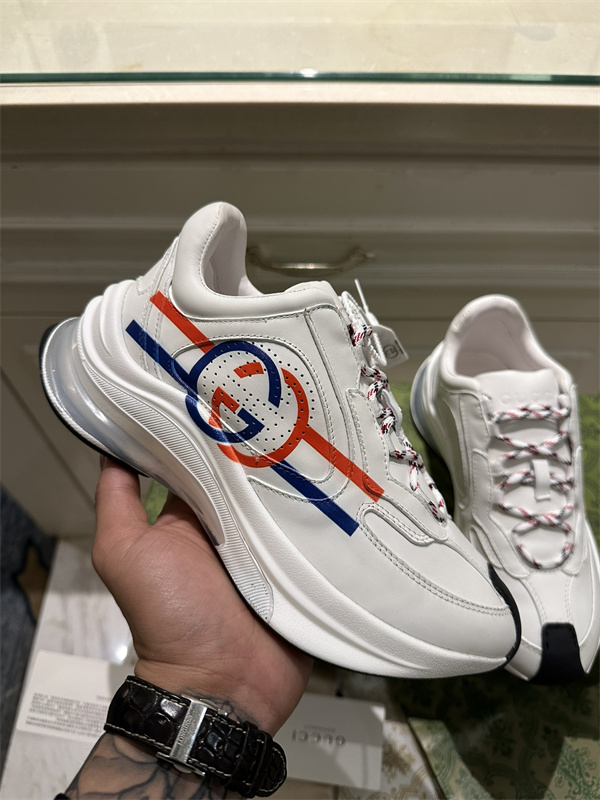 Gucci Clunky Sneaker-361