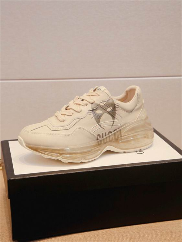 Gucci Clunky Sneaker-060