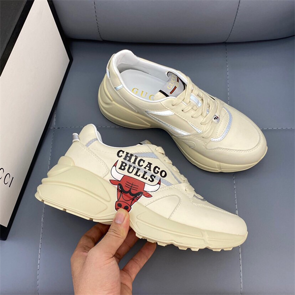 Gucci Clunky Sneaker-081