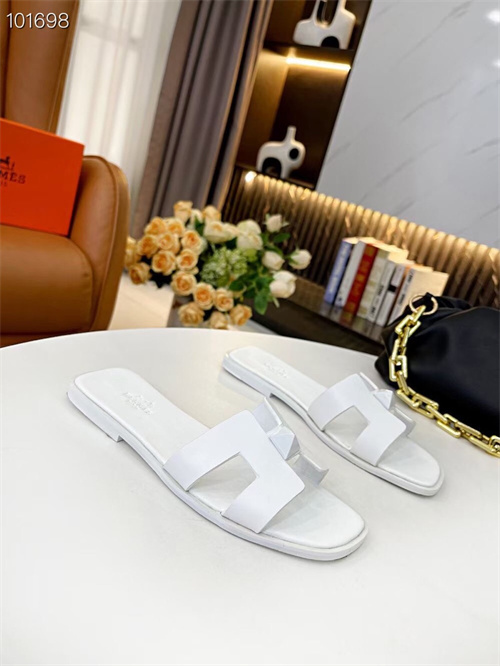 Hermes Sandal-W-229
